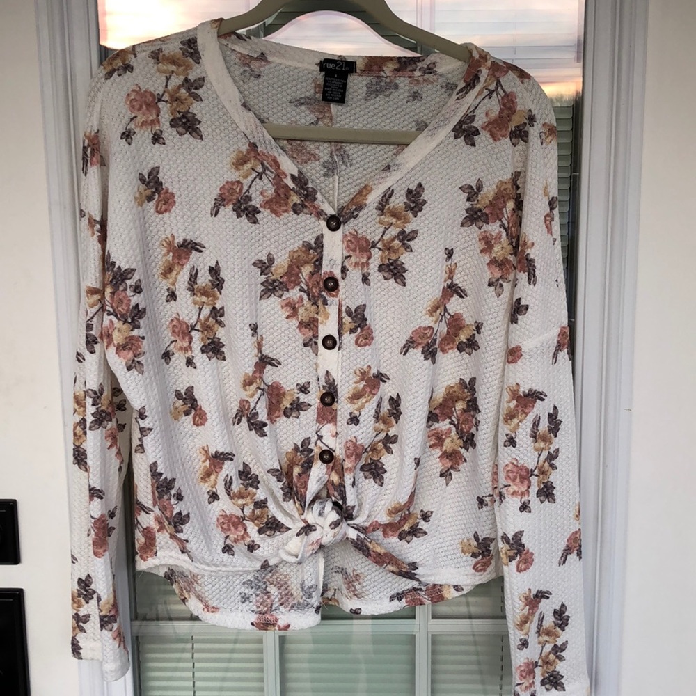 Rue21 White Floral Button Knot Sweater Small